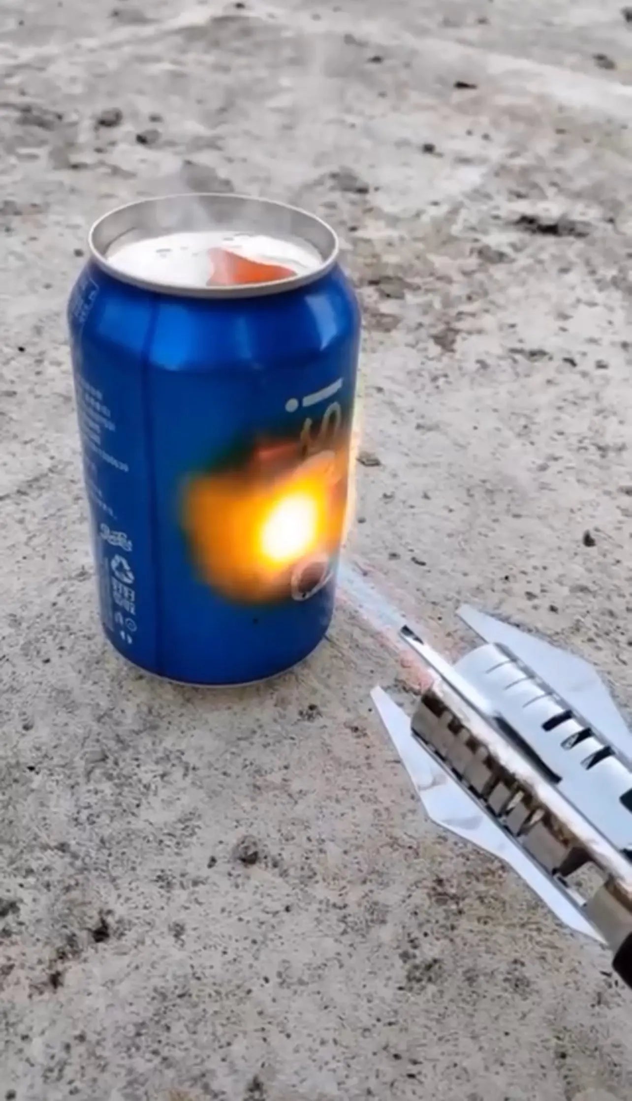 Metal Lightsaber Lighter - REYNIXX
