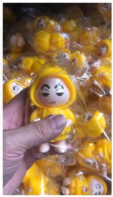 Shinchan Face Chaning Keychain - REYNIXX